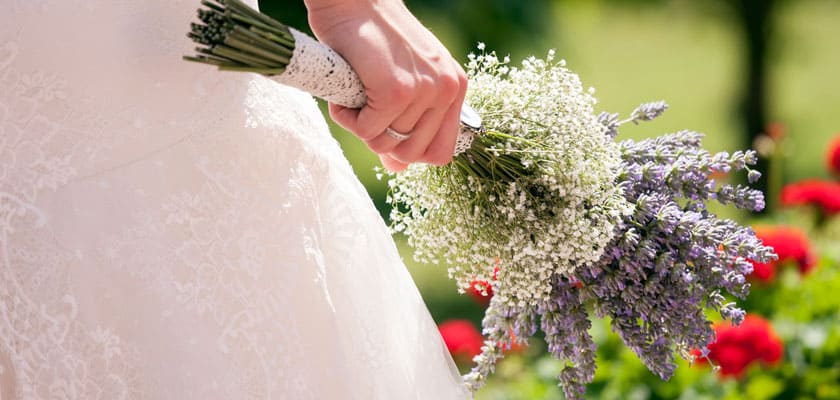 How To Use Lavender At Your Wedding