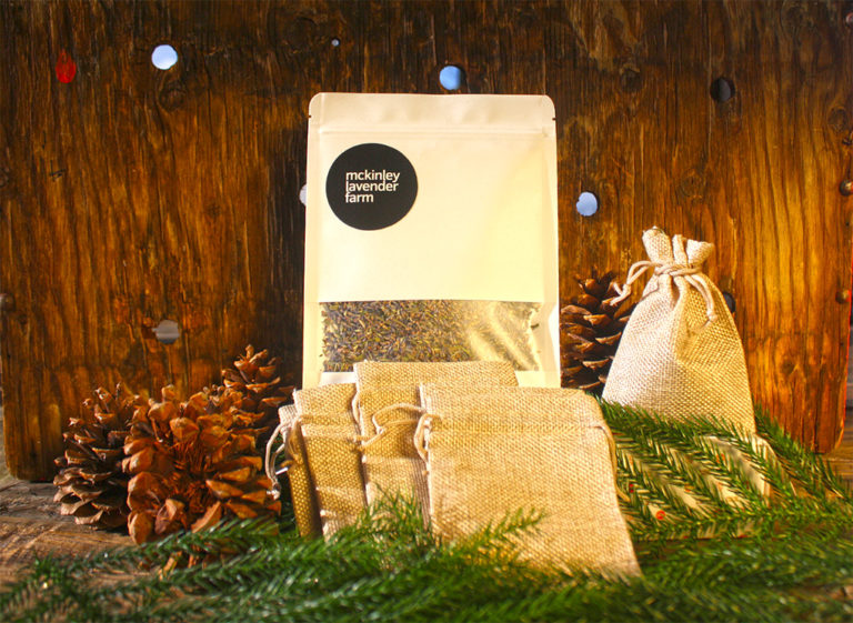 Lavender farm in Kelowna selling wholesale dried bulk lavender flowers