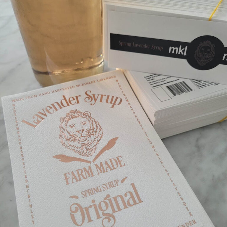 Lavender farm in Kelowna selling wholesale dried bulk lavender flowers